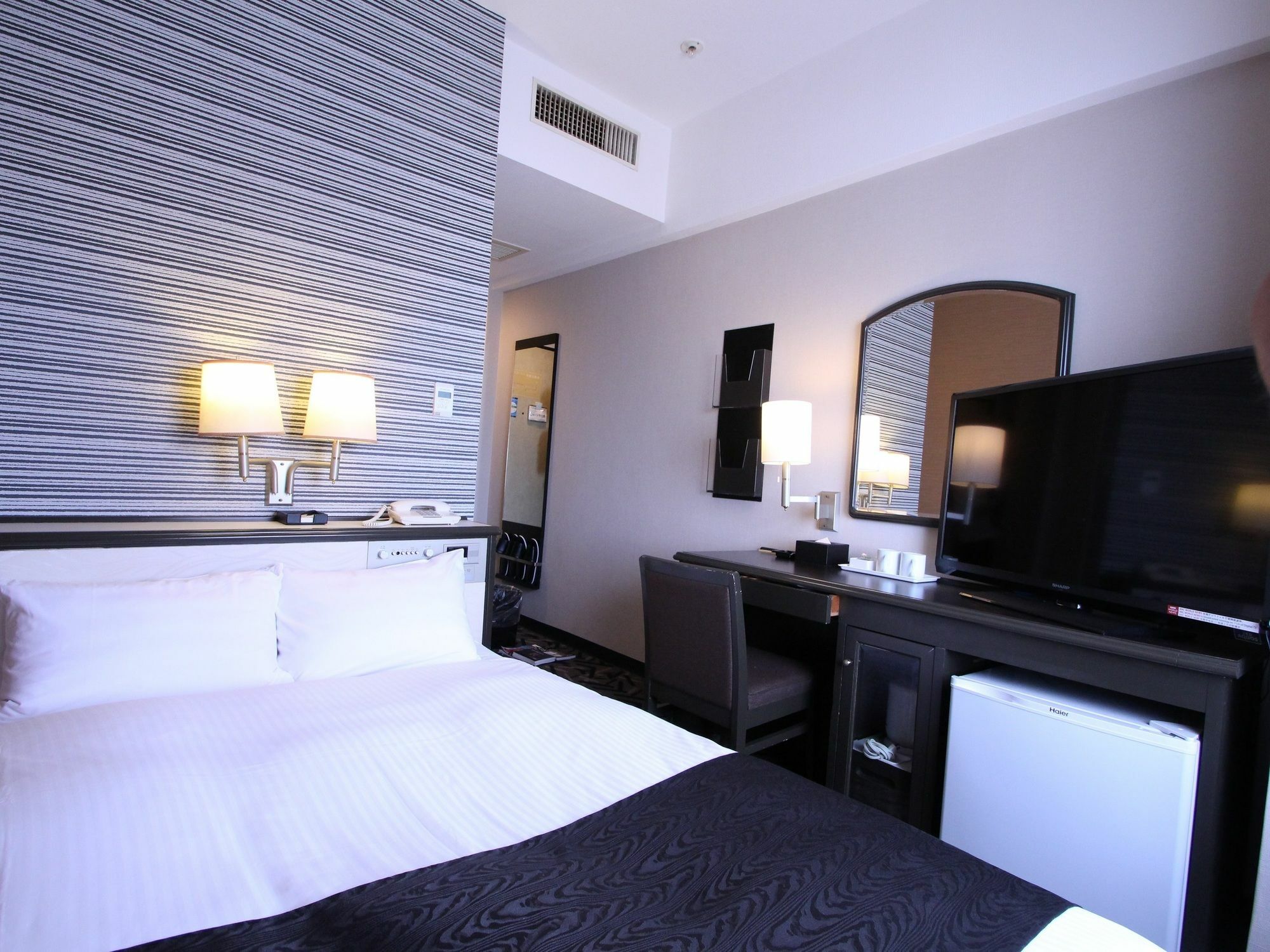 Apa Hotel Takaoka Marunouchi Bagian luar foto